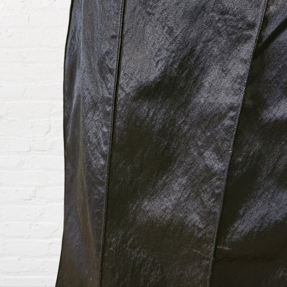 SEDUCE Skirt - Picture 2 of 3